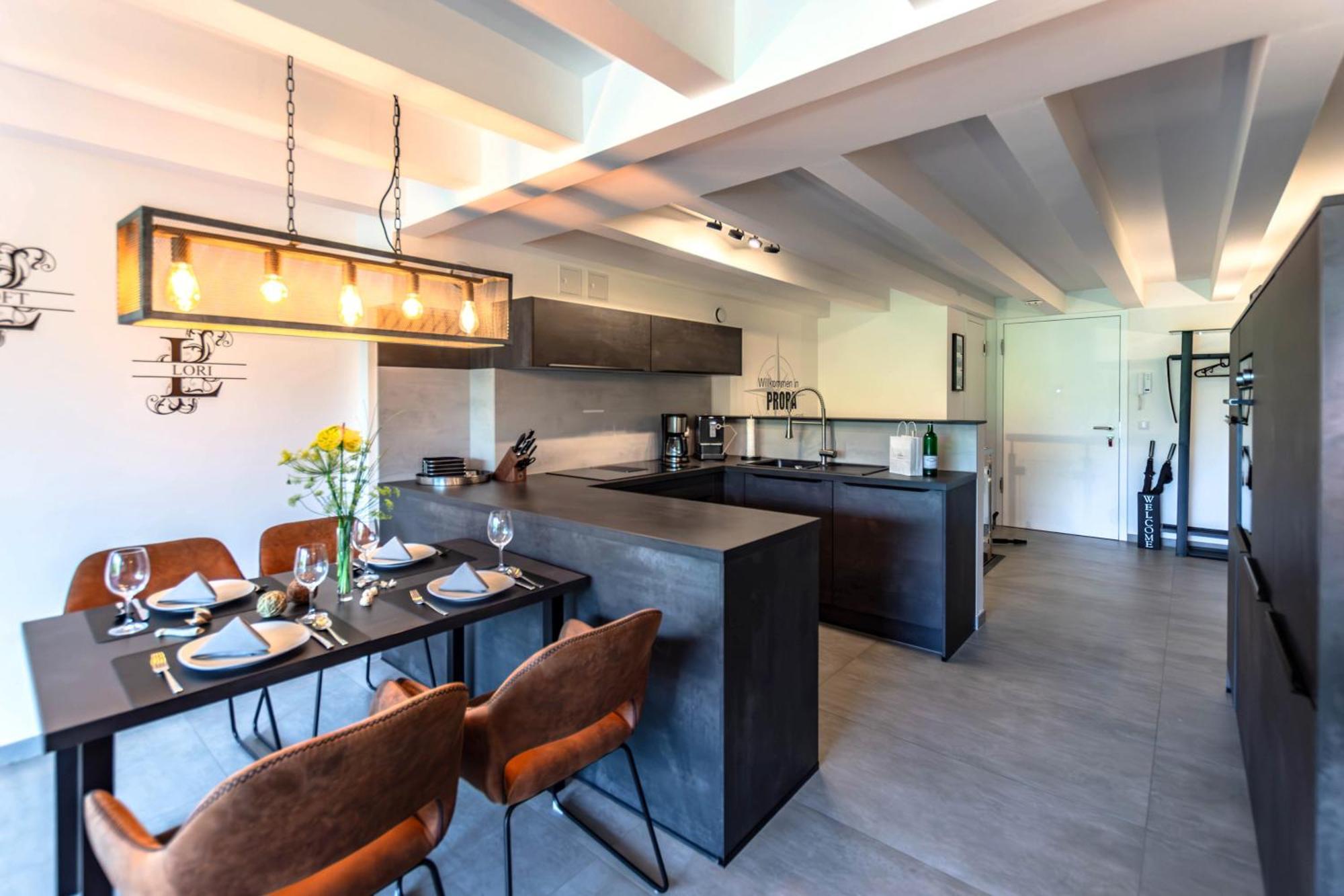 Loft Lori Apartment บินซ์ ภายนอก รูปภาพ
